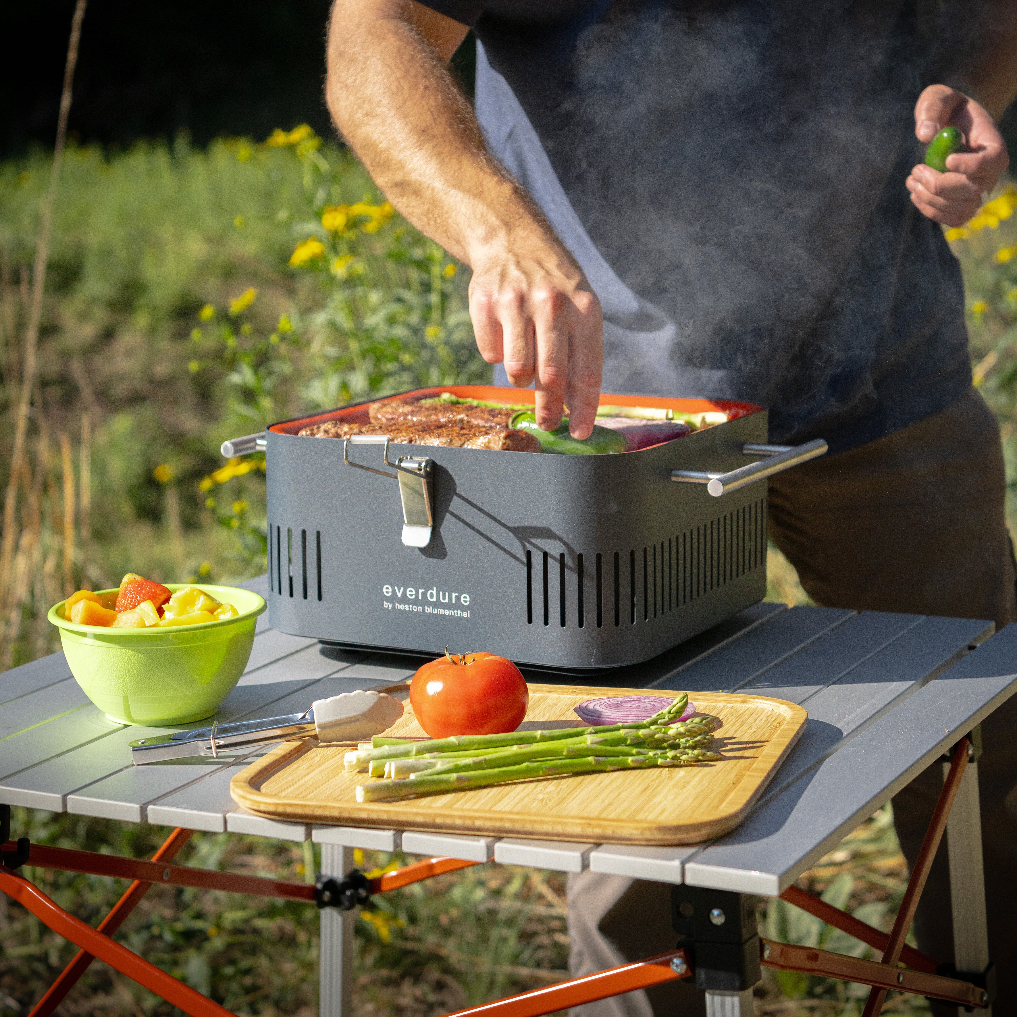 CUBE Portable Charcoal Grill Everdure by Heston Blumenthal EHB USA